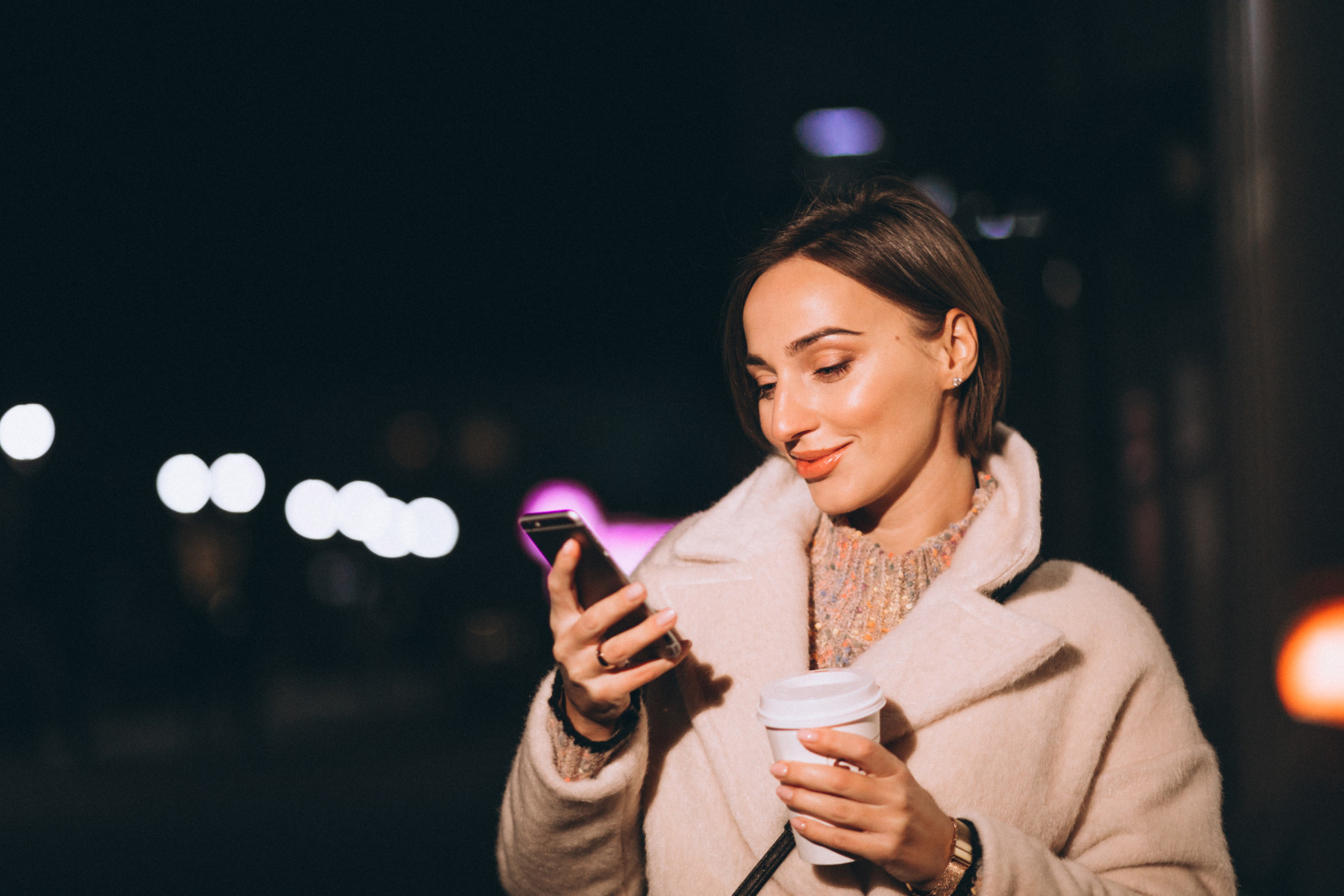 <span id="hs_cos_wrapper_name" class="hs_cos_wrapper hs_cos_wrapper_meta_field hs_cos_wrapper_type_text" style="" data-hs-cos-general-type="meta_field" data-hs-cos-type="text" >Finshape Empowers Raiffeisen Bank International’s Journey towards Real-time personalization Excellence!</span>